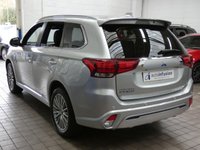 USED 2020 70 MITSUBISHI OUTLANDER 2.4 PHEV EXCEED SAFETY 5d 222 BHP SAT NAV CAMERA HEATED LEATHER PARKING SENSORS 1 OWNER MITSUBISHI WARRANTY TILL OCT 2025 LONDON PCO COMPLIANT