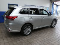 USED 2020 70 MITSUBISHI OUTLANDER 2.4 PHEV EXCEED SAFETY 5d 222 BHP SAT NAV CAMERA HEATED LEATHER PARKING SENSORS 1 OWNER MITSUBISHI WARRANTY TILL OCT 2025 LONDON PCO COMPLIANT