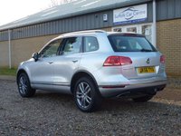USED 2016 66 VOLKSWAGEN TOUAREG 3.0 V6 SE TDI BLUEMOTION TECHNOLOGY 5d 202 BHP www.suffolkcarcentre.co.uk - Located at Reydon