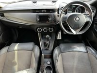 USED 2015 15 ALFA ROMEO GIULIETTA 1.4 TB MULTIAIR EXCLUSIVE TCT 5d 170 BHP HEATED SEATS - BLUETOOTH HANDSFREE - DAB RADIO - 17" ALLOY WHEELS - TINTED WINDOWS - CLIMATE CONTROL