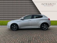 USED 2015 15 ALFA ROMEO GIULIETTA 1.4 TB MULTIAIR EXCLUSIVE TCT 5d 170 BHP HEATED SEATS - BLUETOOTH HANDSFREE - DAB RADIO - 17" ALLOY WHEELS - TINTED WINDOWS - CLIMATE CONTROL