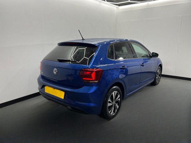 2021 VOLKSWAGEN POLO - Photo 2