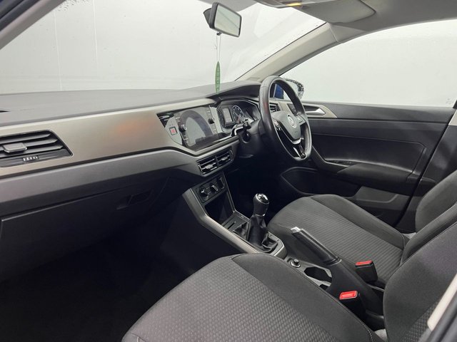 2021 VOLKSWAGEN POLO - Photo 12