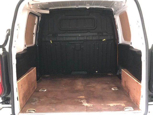 2019 Peugeot Partner - Photo 8