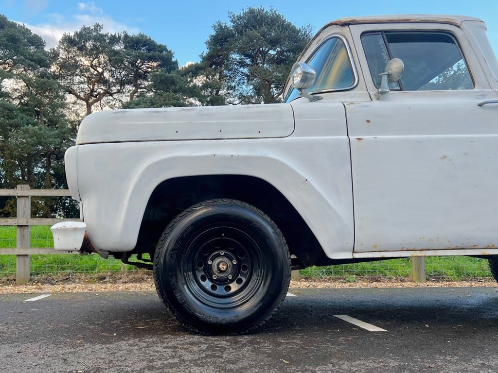 USED 1960 FORD F-100 PATINA TRUCK // 3700cc // Manual // Px swap 