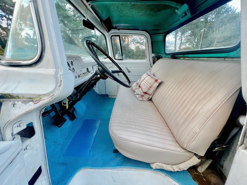 USED 1960 FORD F-100 PATINA TRUCK // 3700cc // Manual // Px swap 