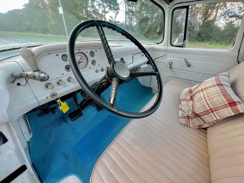 USED 1960 FORD F-100 PATINA TRUCK // 3700cc // Manual // Px swap 