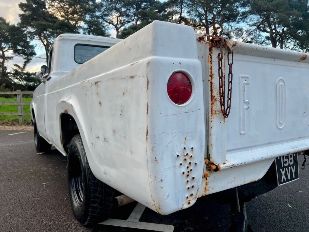 USED 1960 FORD F-100 PATINA TRUCK // 3700cc // Manual // Px swap 