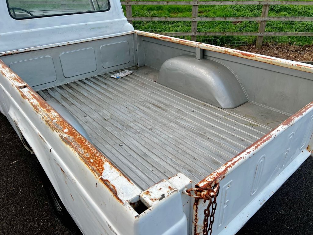 USED 1960 FORD F-100 PATINA TRUCK // 3700cc // Manual // Px swap 