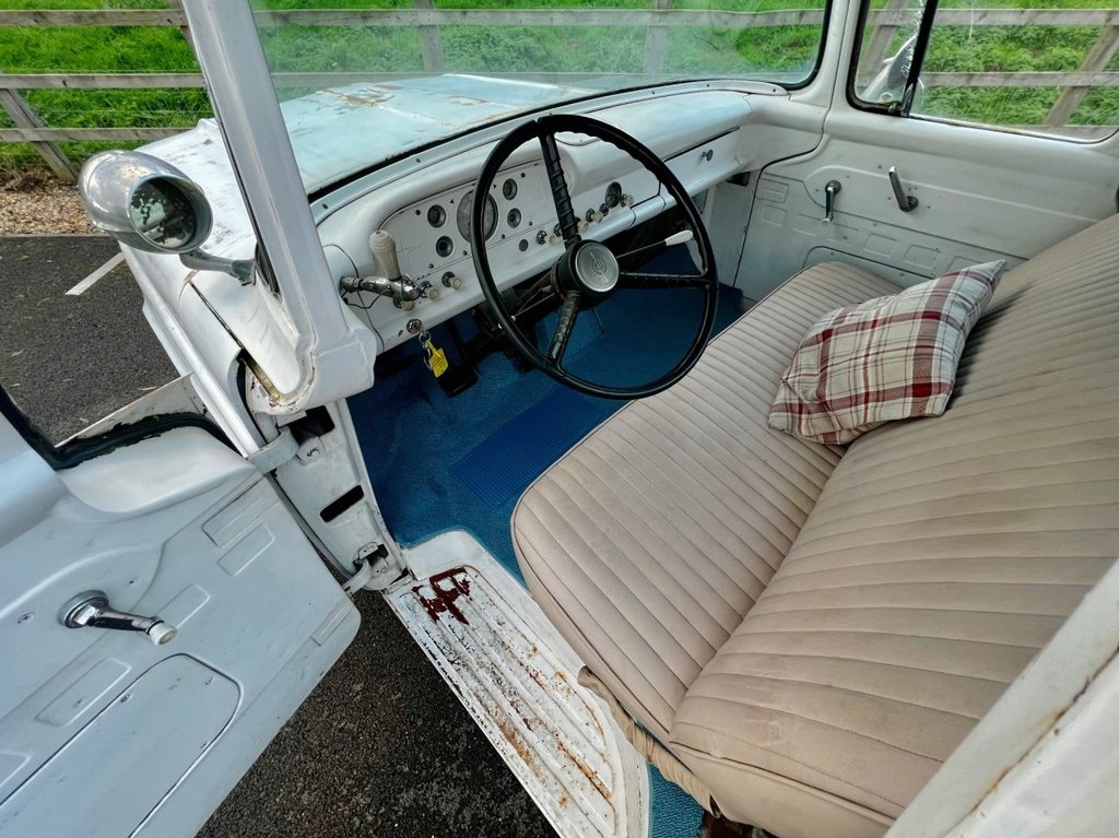 USED 1960 FORD F-100 PATINA TRUCK // 3700cc // Manual // Px swap 