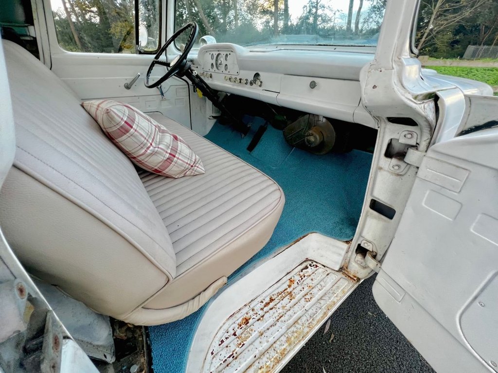 USED 1960 FORD F-100 PATINA TRUCK // 3700cc // Manual // Px swap 