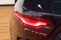 USED 2021 21 JAGUAR F-TYPE 5.0 V8 R-DYNAMIC 2d 444 BHP 