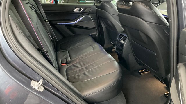 2020 BMW X5 - Photo 7
