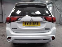 USED 2019 19 MITSUBISHI OUTLANDER 2.4 PHEV JURO 5d 207 BHP APP BASED SAT NAV CAMERA HEATED SEAT PART LEATHER INTERIOR MITSUBISHI WARRNATY TILL JUNE 2024 LONDON PCO COMPLIANT
