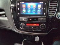 USED 2019 19 MITSUBISHI OUTLANDER 2.4 PHEV JURO 5d 207 BHP APP BASED SAT NAV CAMERA HEATED SEAT PART LEATHER INTERIOR MITSUBISHI WARRNATY TILL JUNE 2024 LONDON PCO COMPLIANT