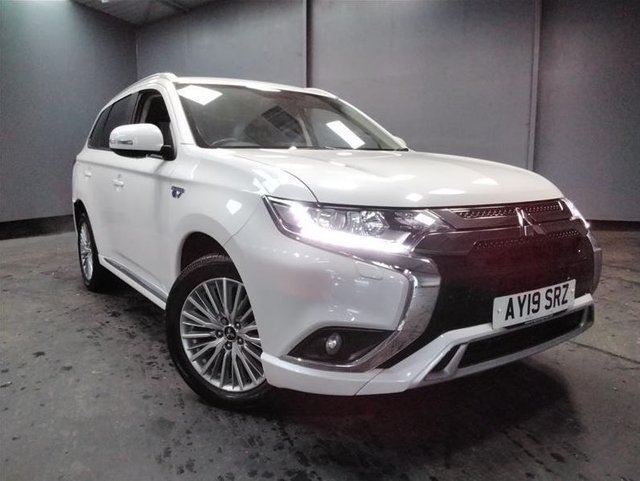 2019 19 Mitsubishi Outlander 2.4 PHEV JURO 5d 207 BHP