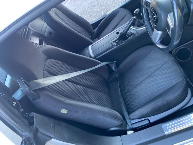 View our MAZDA MX-5