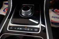 USED 2015 15 JAGUAR XE 2.0 PRESTIGE 4d 161 BHP LOW MILE ONE OWENR CAR WITH JAGUAR SERVICE RECORD. WHAT A CAR