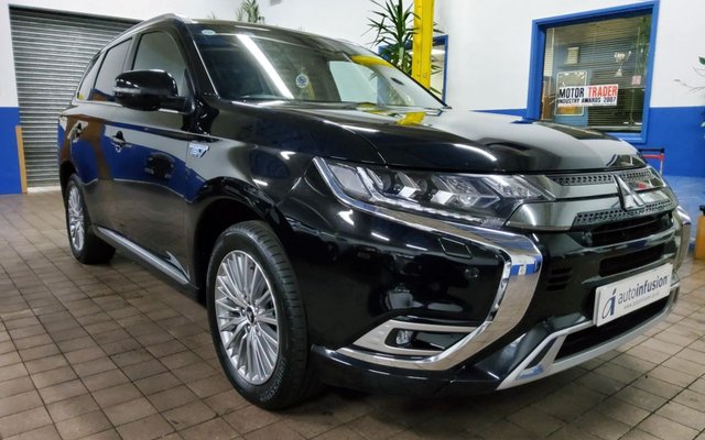 2020 70 Mitsubishi Outlander 2.4 PHEV EXCEED SAFETY 5d 222 BHP
