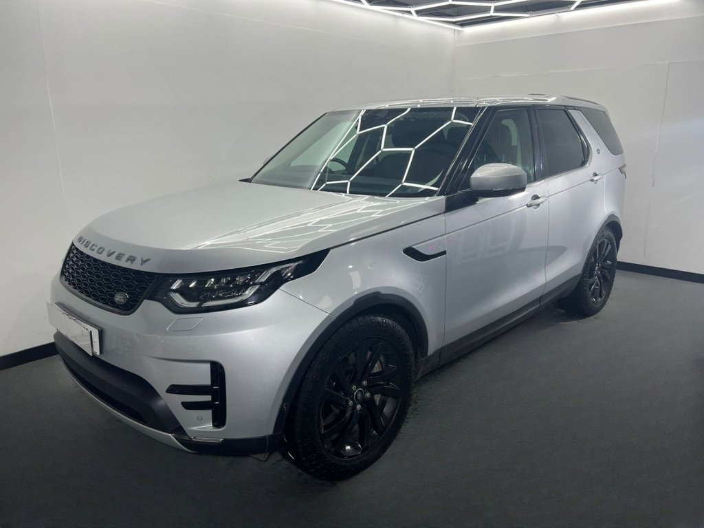 View our Land Rover Discovery
