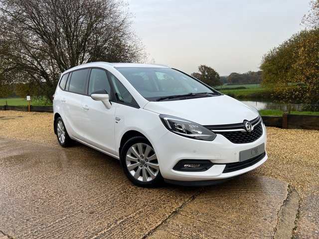 2017 17 Vauxhall Zafira Tourer 1.6 SRI NAV CDTI ECOFLEX S/S 5d 133 BHP