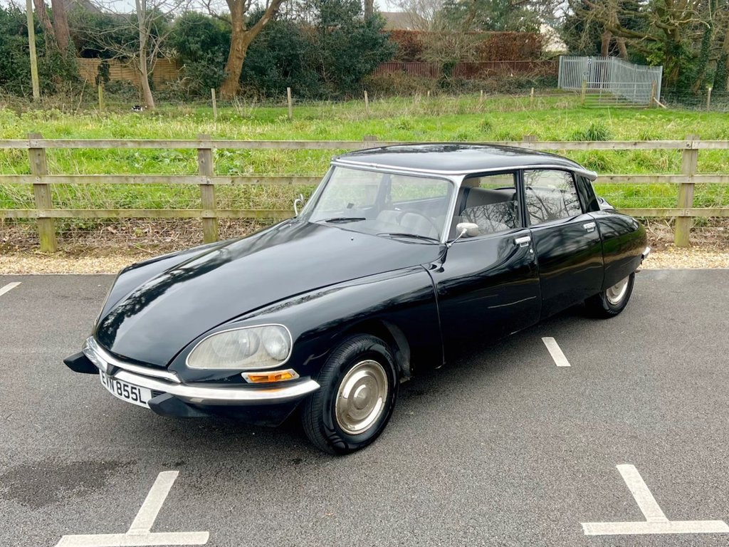 USED 1972 CITROEN DS 20 // 2000cc // 4d // LHD // px swap 