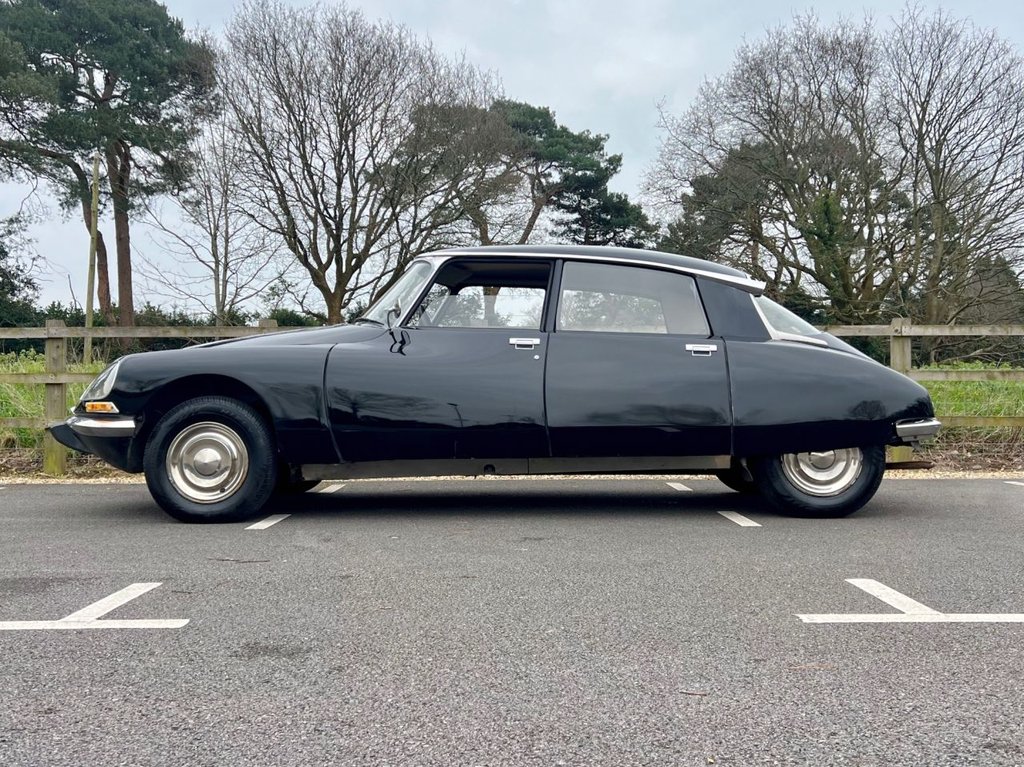 USED 1972 CITROEN DS 20 // 2000cc // 4d // LHD // px swap 