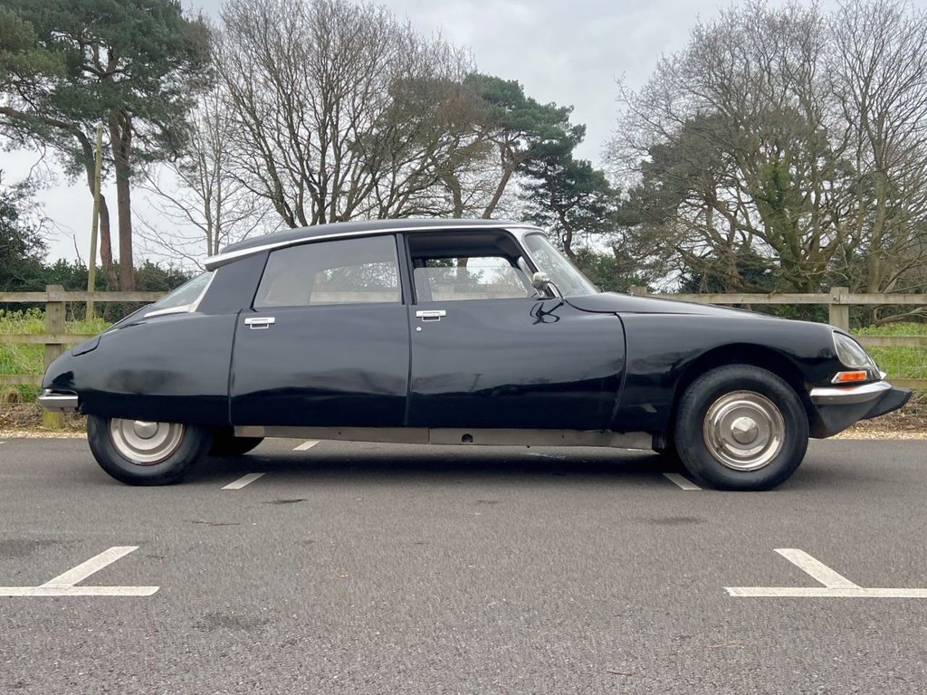 USED 1972 CITROEN DS 20 // 2000cc // 4d // LHD // px swap 