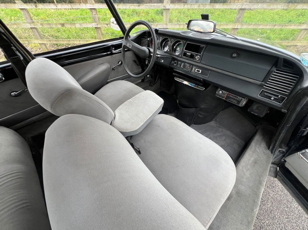 USED 1972 CITROEN DS 20 // 2000cc // 4d // LHD // px swap 