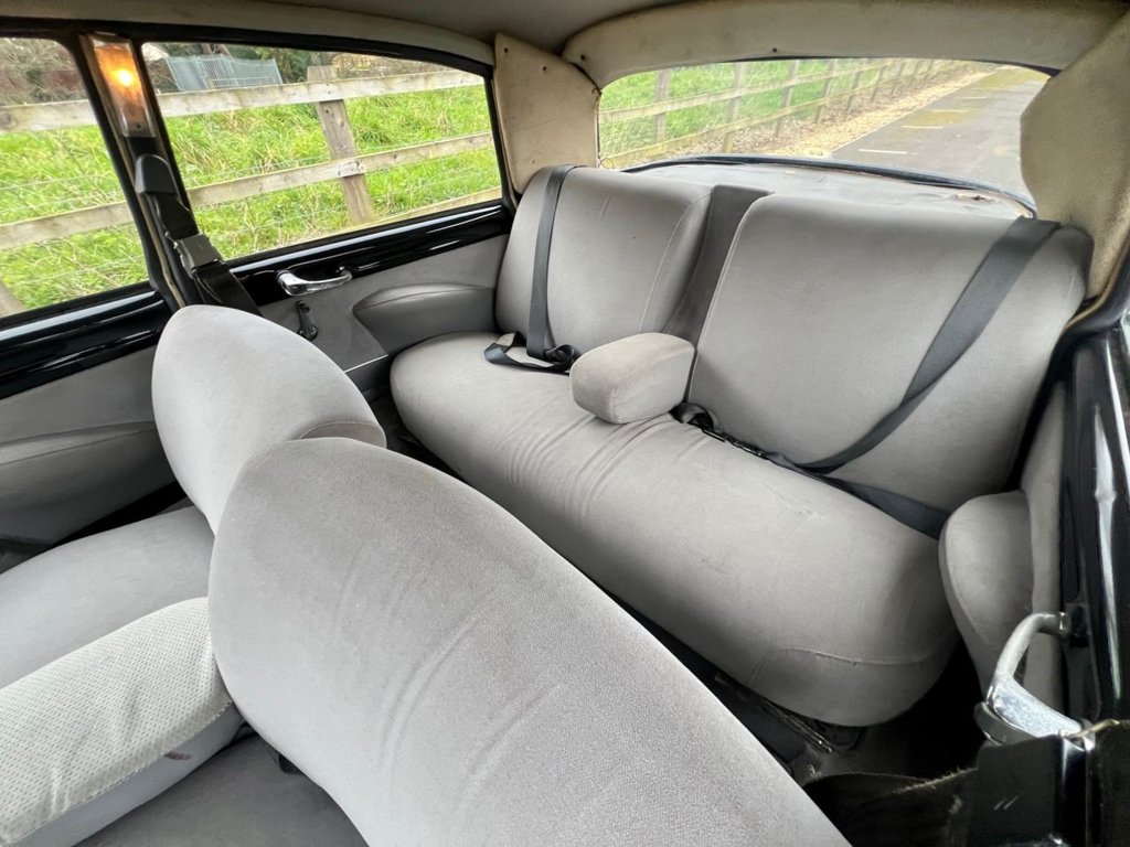 USED 1972 CITROEN DS 20 // 2000cc // 4d // LHD // px swap 