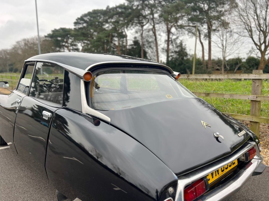 USED 1972 CITROEN DS 20 // 2000cc // 4d // LHD // px swap 