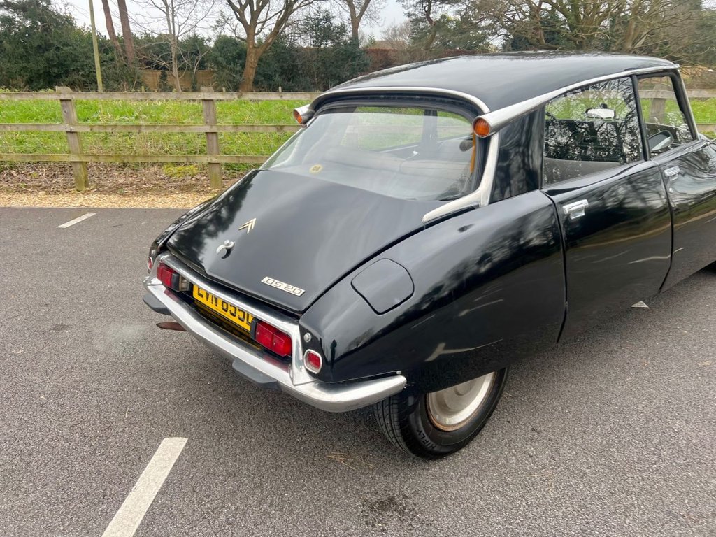 USED 1972 CITROEN DS 20 // 2000cc // 4d // LHD // px swap 