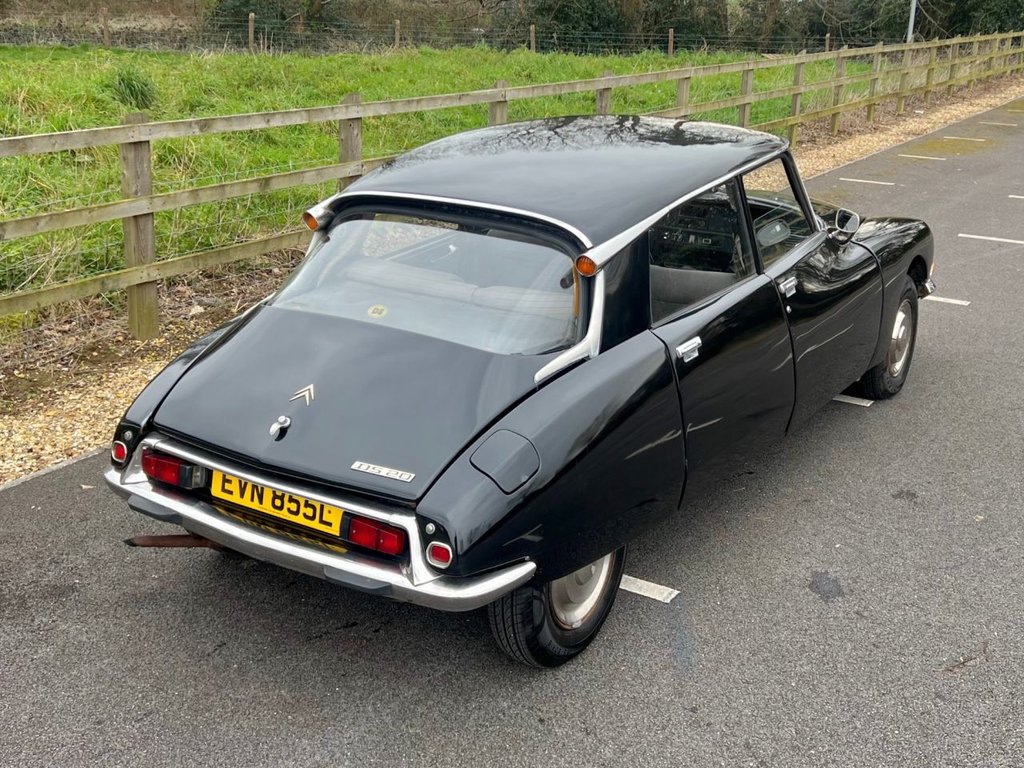 USED 1972 CITROEN DS 20 // 2000cc // 4d // LHD // px swap 