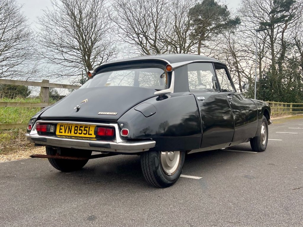 USED 1972 CITROEN DS 20 // 2000cc // 4d // LHD // px swap 