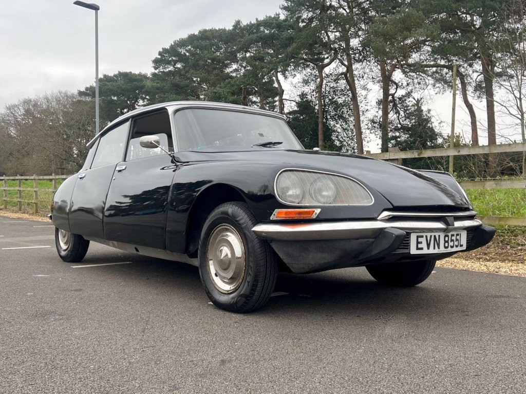 USED 1972 CITROEN DS 20 // 2000cc // 4d // LHD // px swap 
