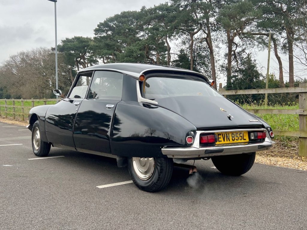 USED 1972 CITROEN DS 20 // 2000cc // 4d // LHD // px swap 