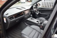 USED 2017 67 PORSCHE MACAN 3.0 D S PDK 5d 258 BHP PAN ROOF / SPORTS SEATS / BOSE