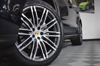 USED 2017 67 PORSCHE MACAN 3.0 D S PDK 5d 258 BHP PAN ROOF / SPORTS SEATS / BOSE