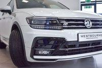 USED 2019 69 VOLKSWAGEN TIGUAN 2.0 R-LINE TECH TDI DSG 5d 148 BHP Pan Roof, Digi Dash, 360 Cam
