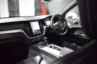 USED 2019 19 VOLVO XC60 2.0 D4 R-DESIGN PRO AWD 5d 188 BHP HARMAN KARDON / REVERSING CAM