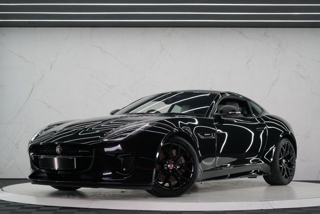 2019 19 Jaguar F-Type 2.0 I4 R-DYNAMIC 2d 296 BHP