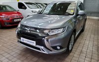 USED 2020 20 MITSUBISHI OUTLANDER 2.4 PHEV DYNAMIC 5d 222 BHP APP BASED SAT NAV REAR VIEW CAMERA LEATHER HEATED SEATS 1 OWNER LONDON PCO COMPLIANT