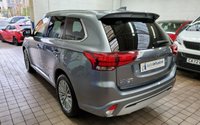 USED 2020 20 MITSUBISHI OUTLANDER 2.4 PHEV DYNAMIC 5d 222 BHP APP BASED SAT NAV REAR VIEW CAMERA LEATHER HEATED SEATS 1 OWNER LONDON PCO COMPLIANT