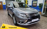 USED 2020 20 MITSUBISHI OUTLANDER 2.4 PHEV DYNAMIC 5d 222 BHP APP BASED SAT NAV REAR VIEW CAMERA LEATHER HEATED SEATS 1 OWNER LONDON PCO COMPLIANT