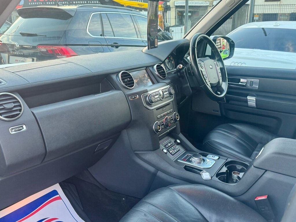 USED 2016 LAND ROVER DISCOVERY 3.0 SDV6 GRAPHITE 5d 255 BHP 7 SEATER,FULLY LOADED