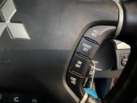 USED 2017 17 MITSUBISHI SHOGUN 3.2L DI-D SG5 5d AUTO 187 BHP 2 Owners