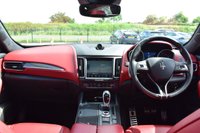 USED 2017 67 MASERATI LEVANTE 3.0 S 5d 424 BHP PAN ROOF / H&K / SOFT CLOSE