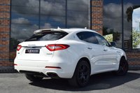 USED 2017 67 MASERATI LEVANTE 3.0 S 5d 424 BHP PAN ROOF / H&K / SOFT CLOSE