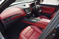 USED 2017 67 MASERATI LEVANTE 3.0 S 5d 424 BHP PAN ROOF / H&K / SOFT CLOSE