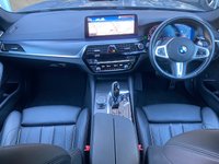 USED 2021 21 BMW 5 SERIES 2.0 520D M SPORT TOURING MHEV 5d 190PS 